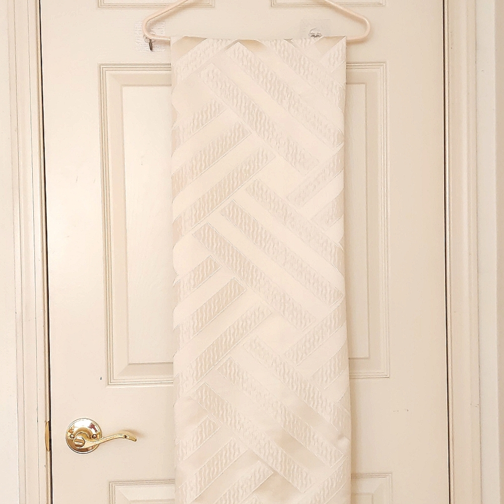 NWOT. Dainty Home Luxurious Satin 3D Design Champagne Color Curtains (2 Panels).